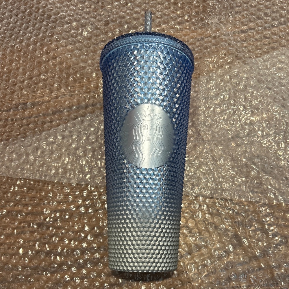 Brand New (NWT) Starbucks 2023 Holiday Tumbler in Blue Icicle Gradient (24 oz)